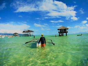 Neil in a place in Dumaguete that is known as Maldives of the Philippines.